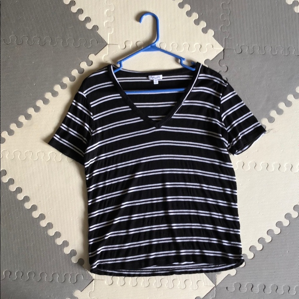 Splendid V-Neck Top- Size S